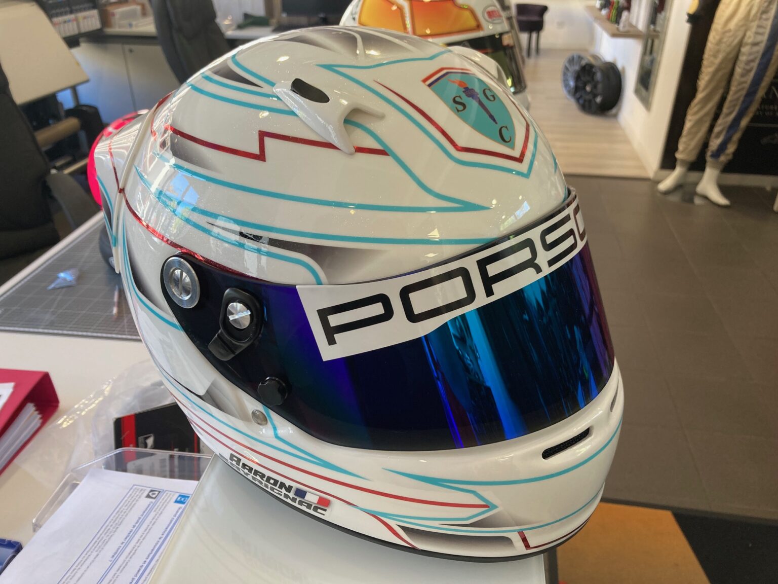Casque Karting Arai Casque Intégral Arai SK-6 PED Karting Homologu Snell Fia Taille M 57 58cm Blanc 1004254